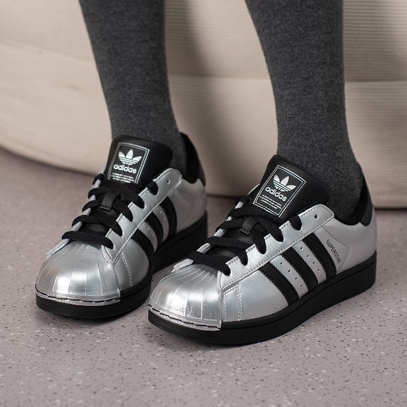 Adidas Originals Superstar 2,  - đánh giá và giá Adidas Shoes Superstar